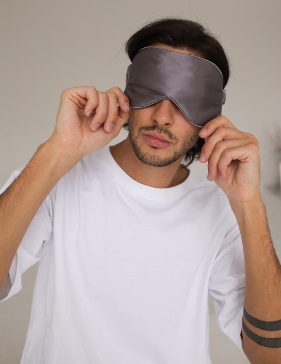 SILK LOVERS, Мужская шелковая маска для сна (графит) SILK LOVERS, Мужская шелковая маска для сна (графит)