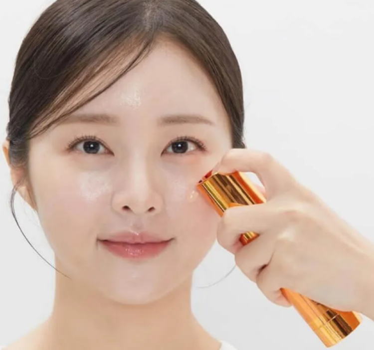 VT COSMETICS, Витаминная сыворотка с микроигламидля сияния кожи, 50 мл, Vita-Light Reedle Shot 300