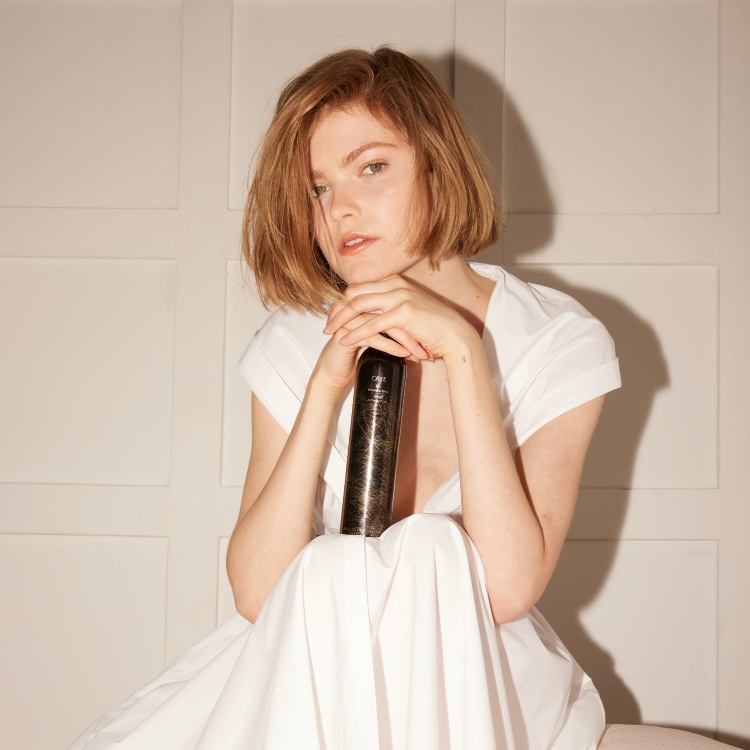 ORIBE, Спрей для сухого дефинирования "Лак-текстура", 300 мл, Dry Texturizing Spray ORIBE, Спрей для сухого дефинирования "Лак-текстура", 300 мл, Dry Texturizing Spray